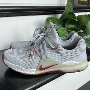 SHOE SALE! Nike PG 1 Paul George Zoom basketball shoes men’s 9.5 gray crimson